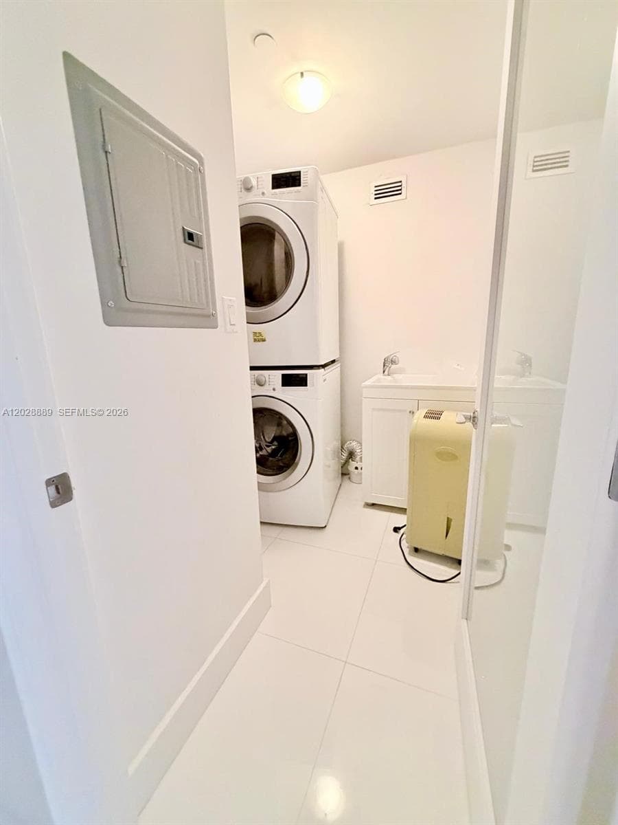 100 Lincoln Rd # 1504, Miami Beach, FL 33139 photo 5
