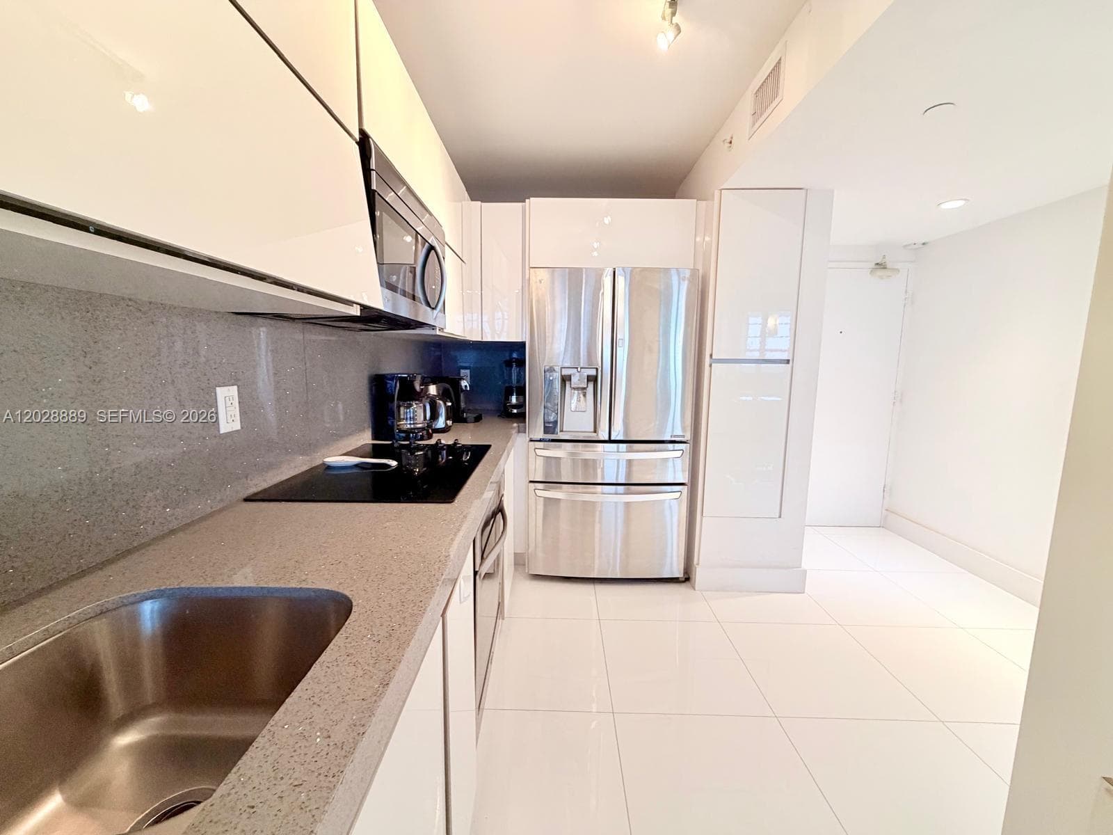 100 Lincoln Rd # 1504, Miami Beach, FL 33139 photo 4