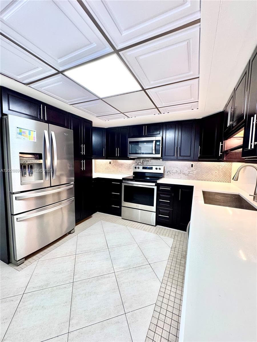 535 NW 98th Ave, Plantation, FL 33324 photo 4
