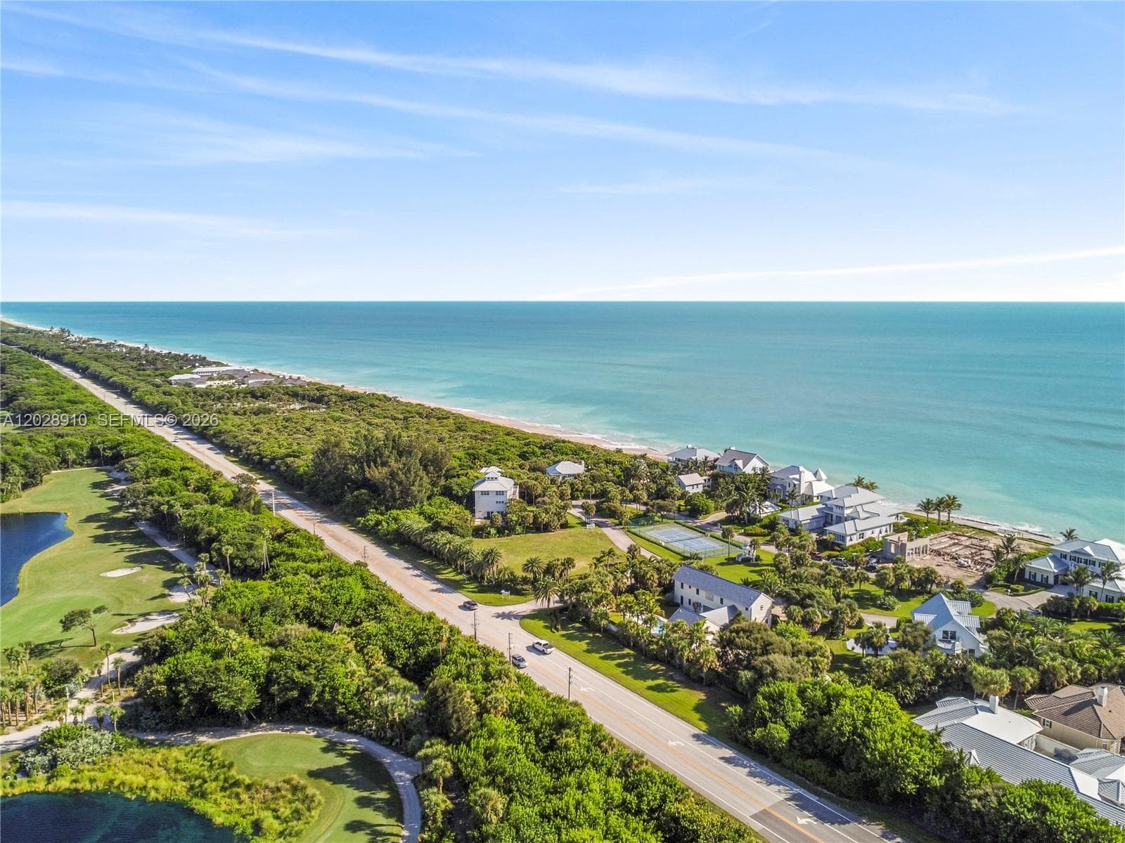 2335 Sanderling Ln, Vero Beach, FL 32963 photo 2