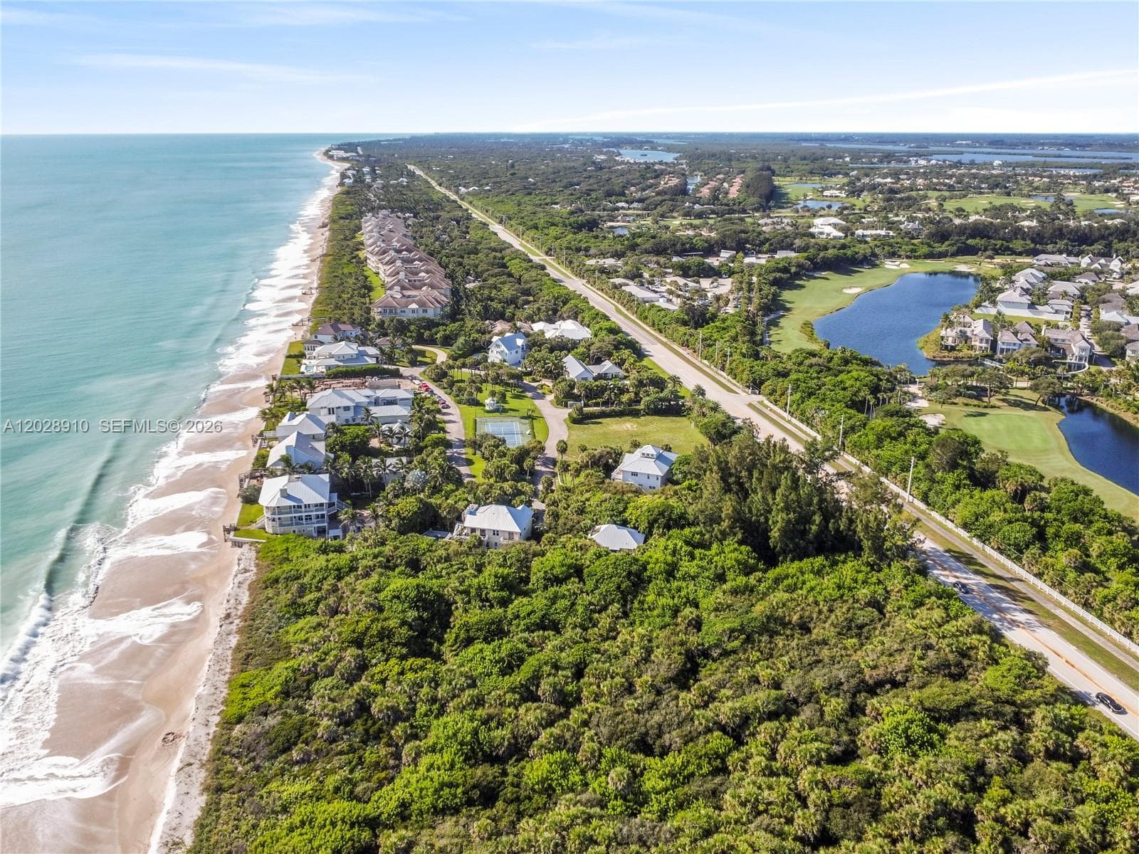 2335 Sanderling Ln, Vero Beach, FL 32963 photo 3