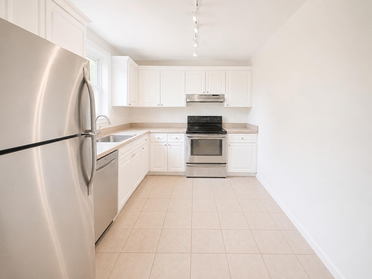 711 N Pine Island Road # 204, Plantation, FL 33324 photo 4