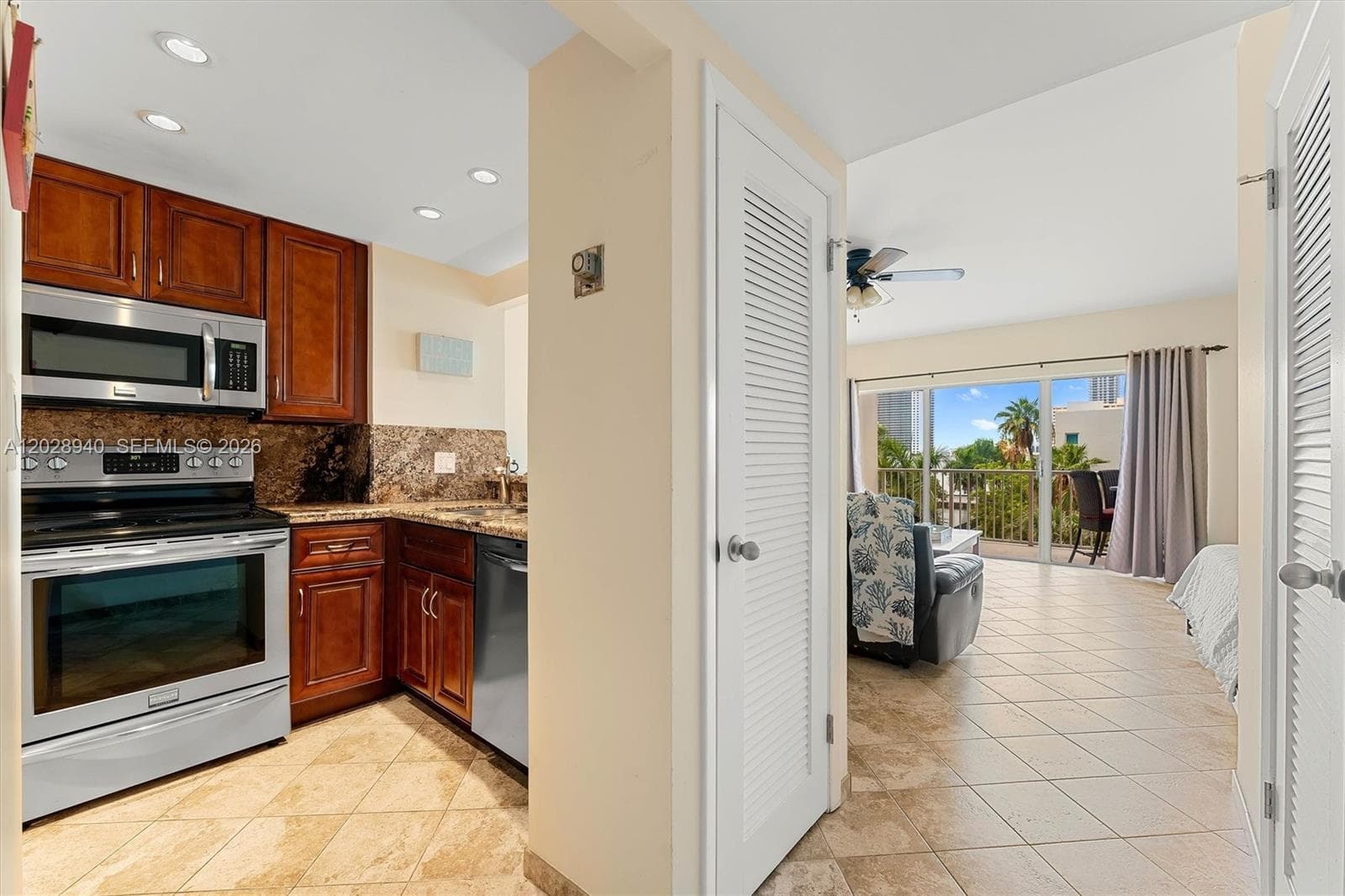 1965 S Ocean Dr # 3L, Hallandale Beach, FL 33009 photo 3
