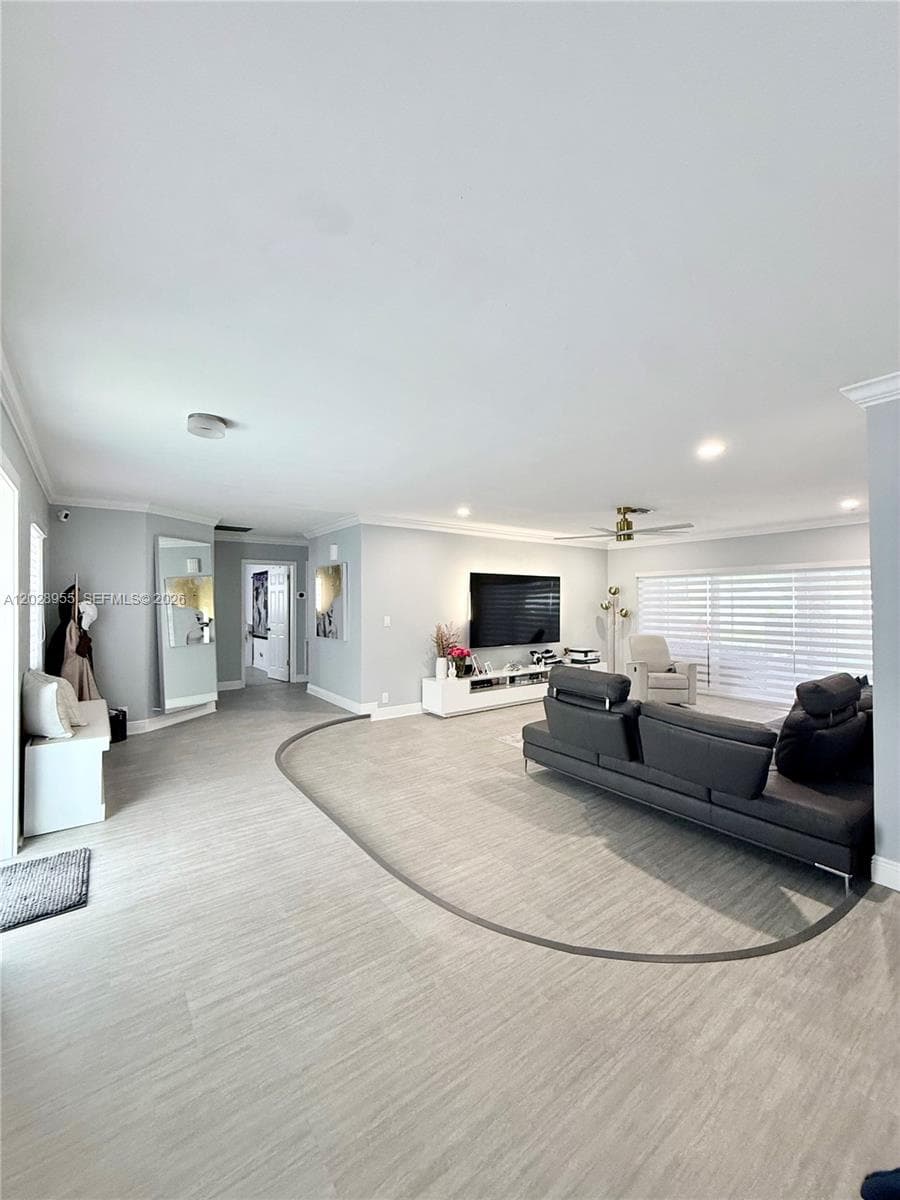 5680 SW 7th St, Plantation, FL 33317 photo 2