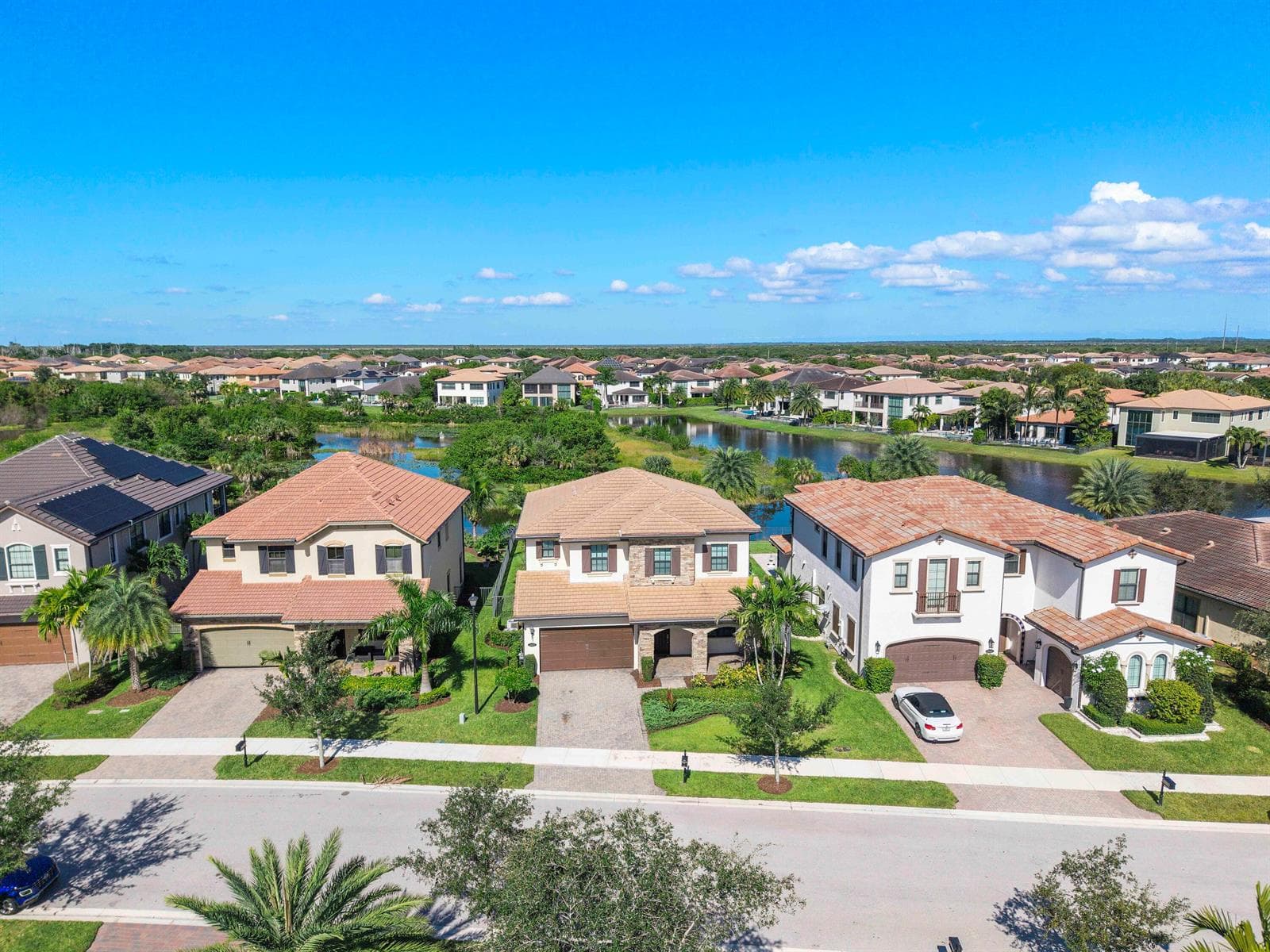 11425 Watercrest Circle E, Parkland, FL 33076 photo 2