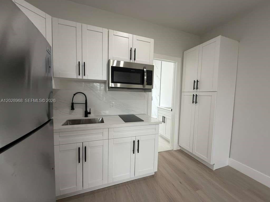 2425 SW 6th St # 6, Miami, FL 33135 photo 3
