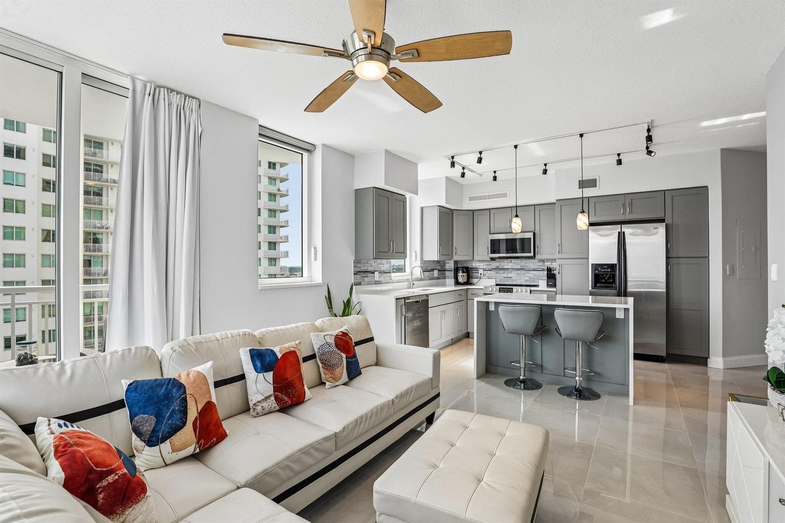 1755 E Hallandale Beach Boulevard # 1207 E, Hallandale Beach, FL 33009 photo 3