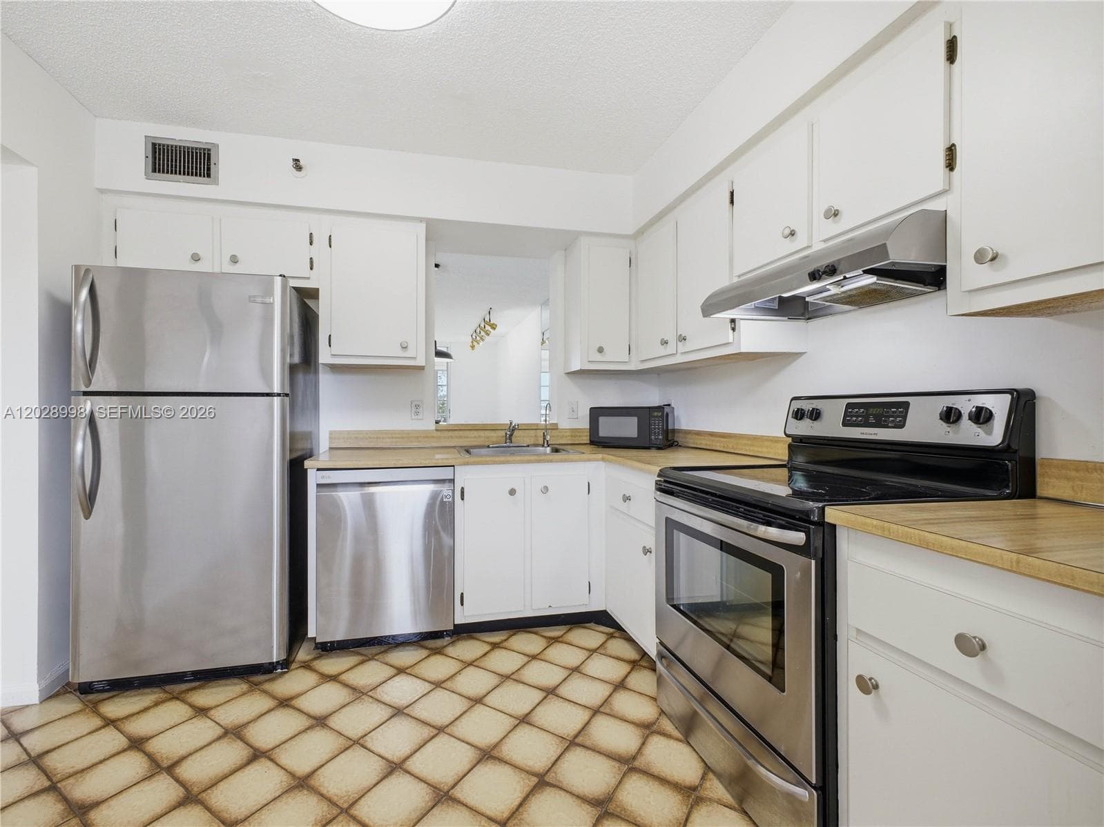 14623 Bonaire Blvd # 405, Delray Beach, FL 33446 photo 4