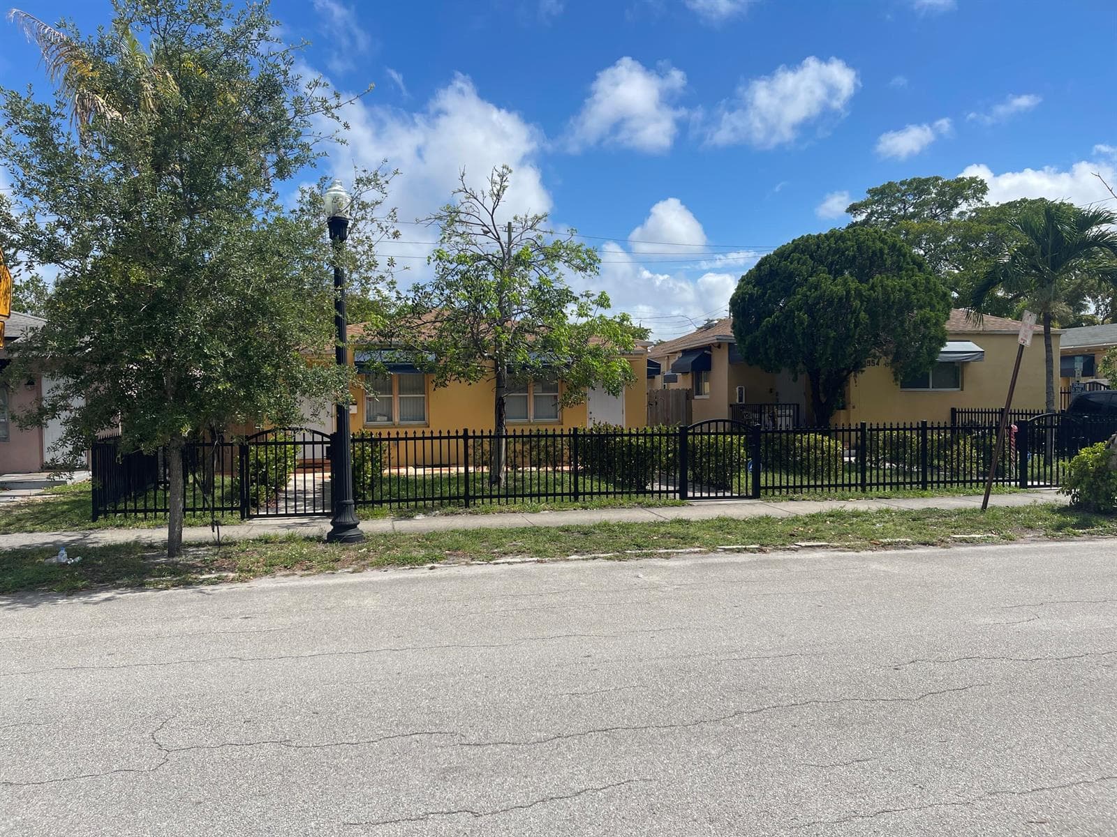 1954 Buchanan Street, Hollywood, FL 33020 photo 4