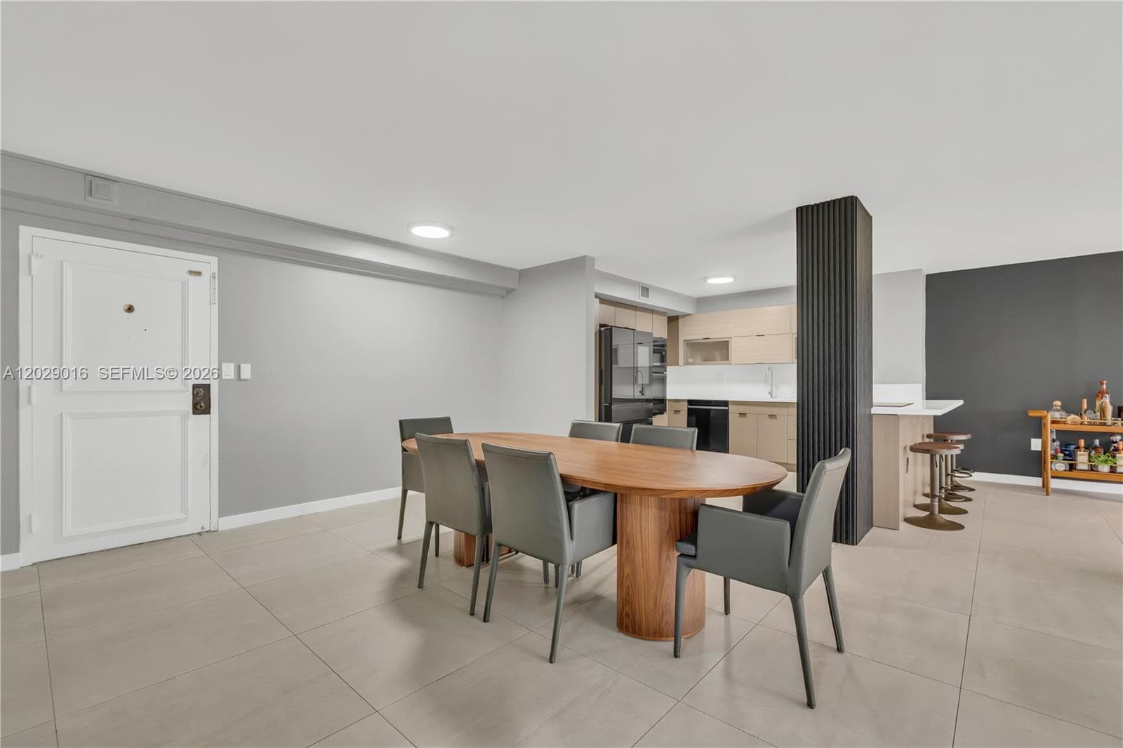 1450 Brickell Bay Dr # 1815, Miami, FL 33131 photo 4