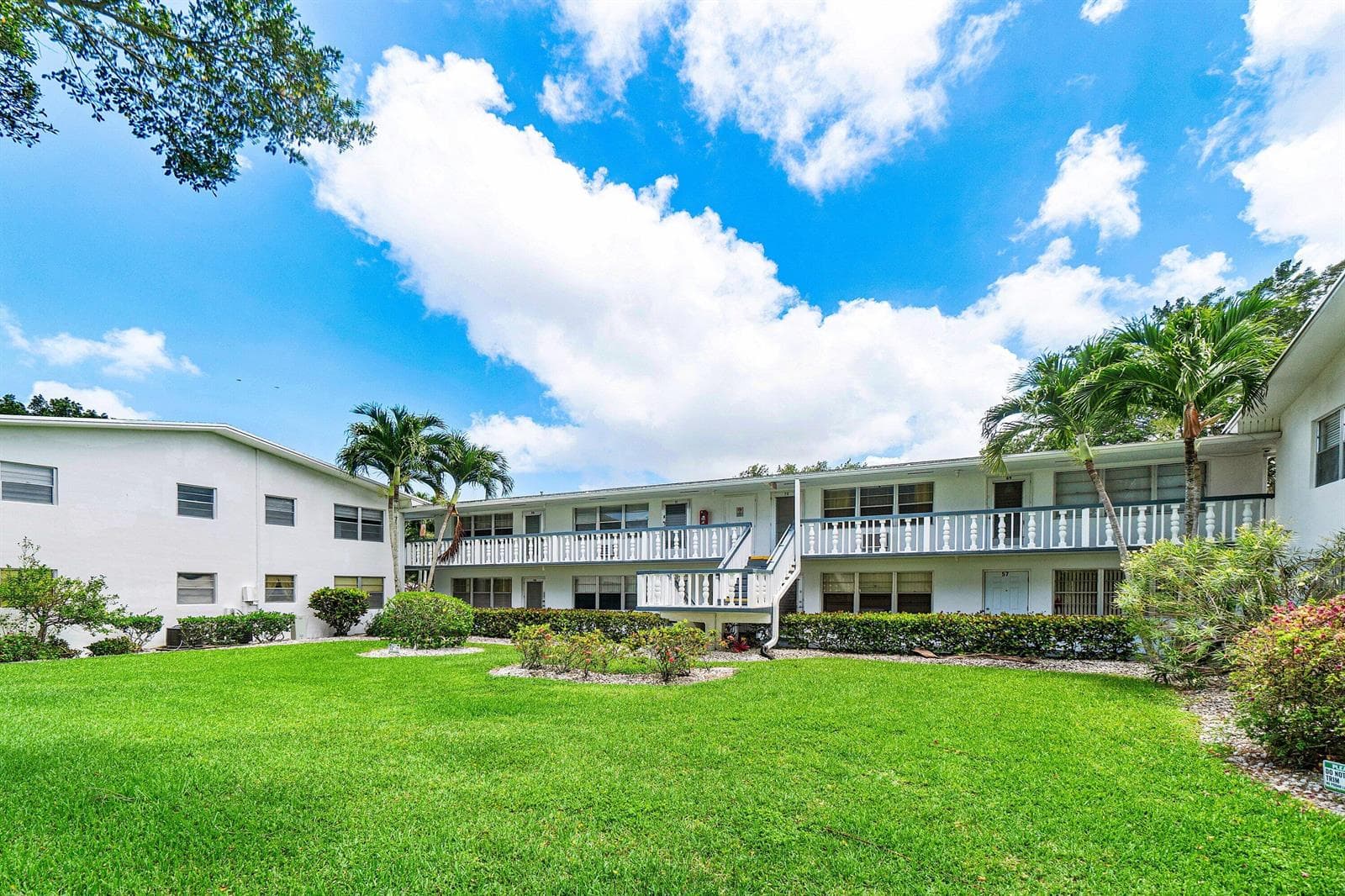 57 Canterbury, West Palm Beach, FL 33417 photo 4