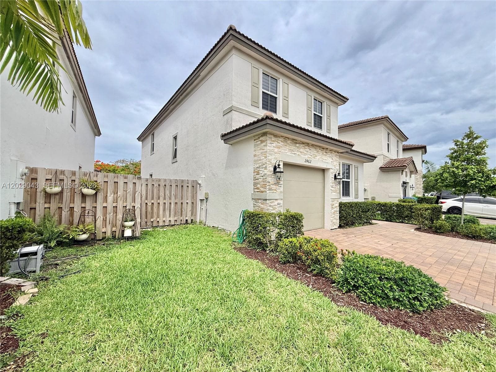 2462 NW 131st Cir, Miami, FL 33167 photo 2