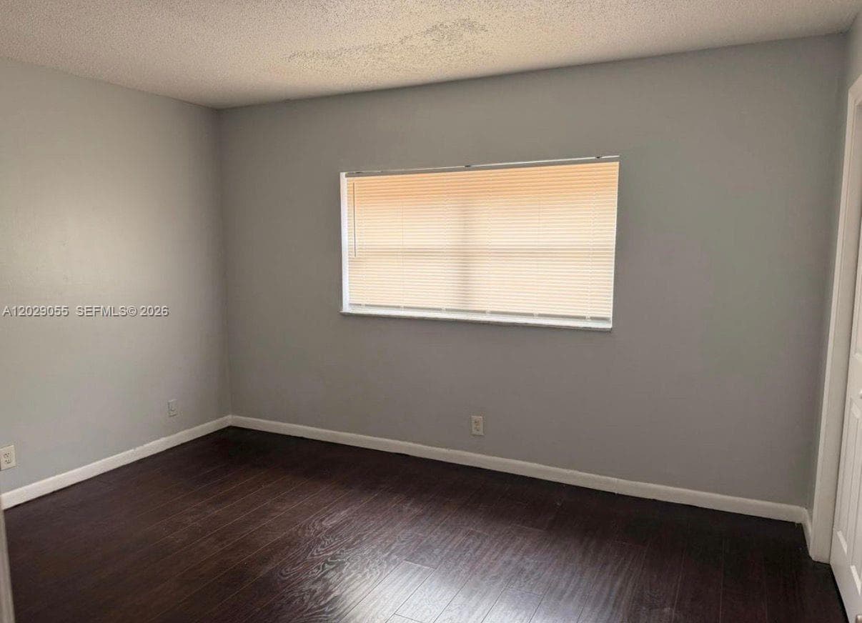 2512 NW 52nd Ave # 22B, Lauderhill, FL 33313 photo 2