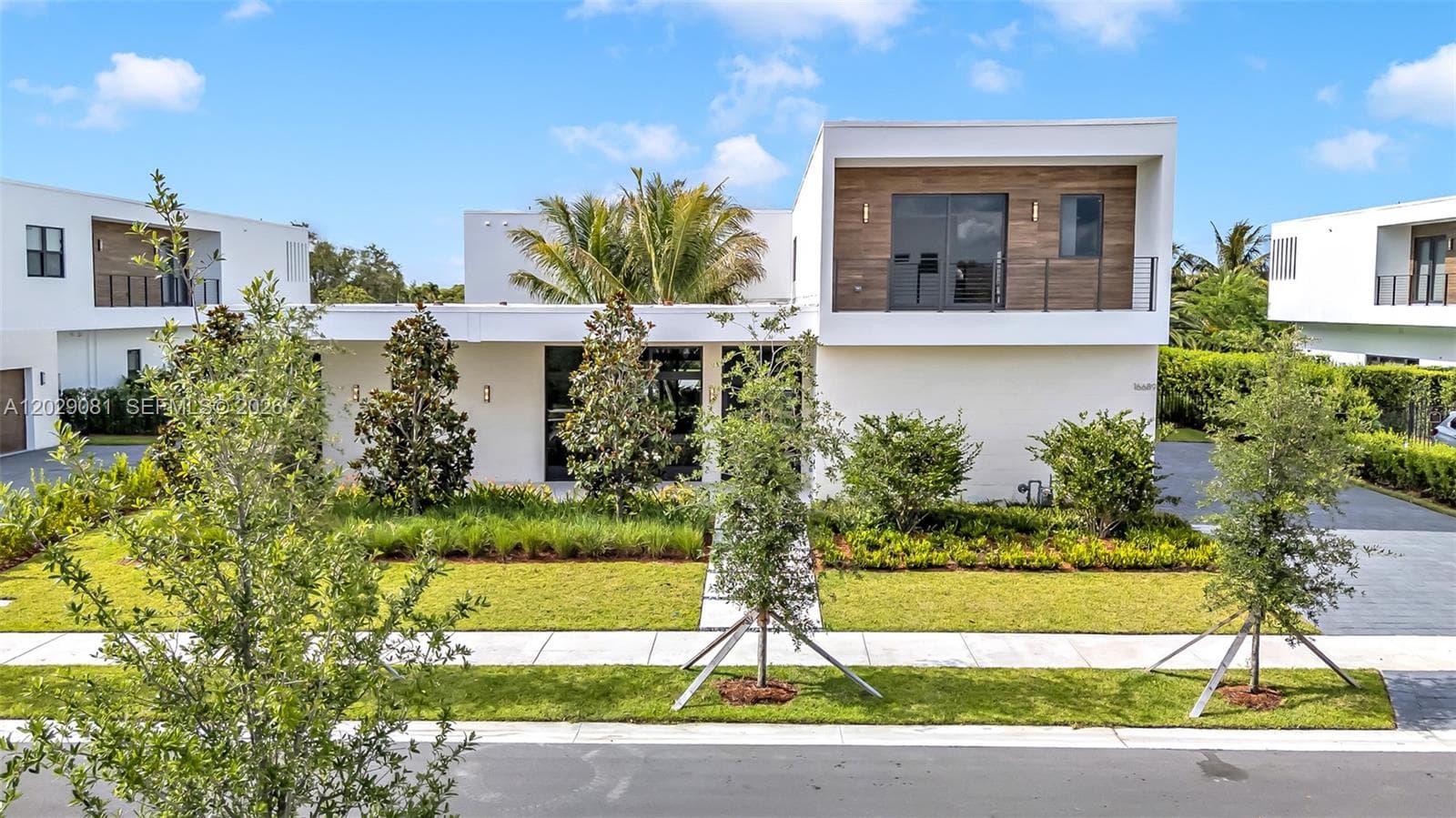 16689 N Botaniko Dr N, Weston, FL 33326 photo 3