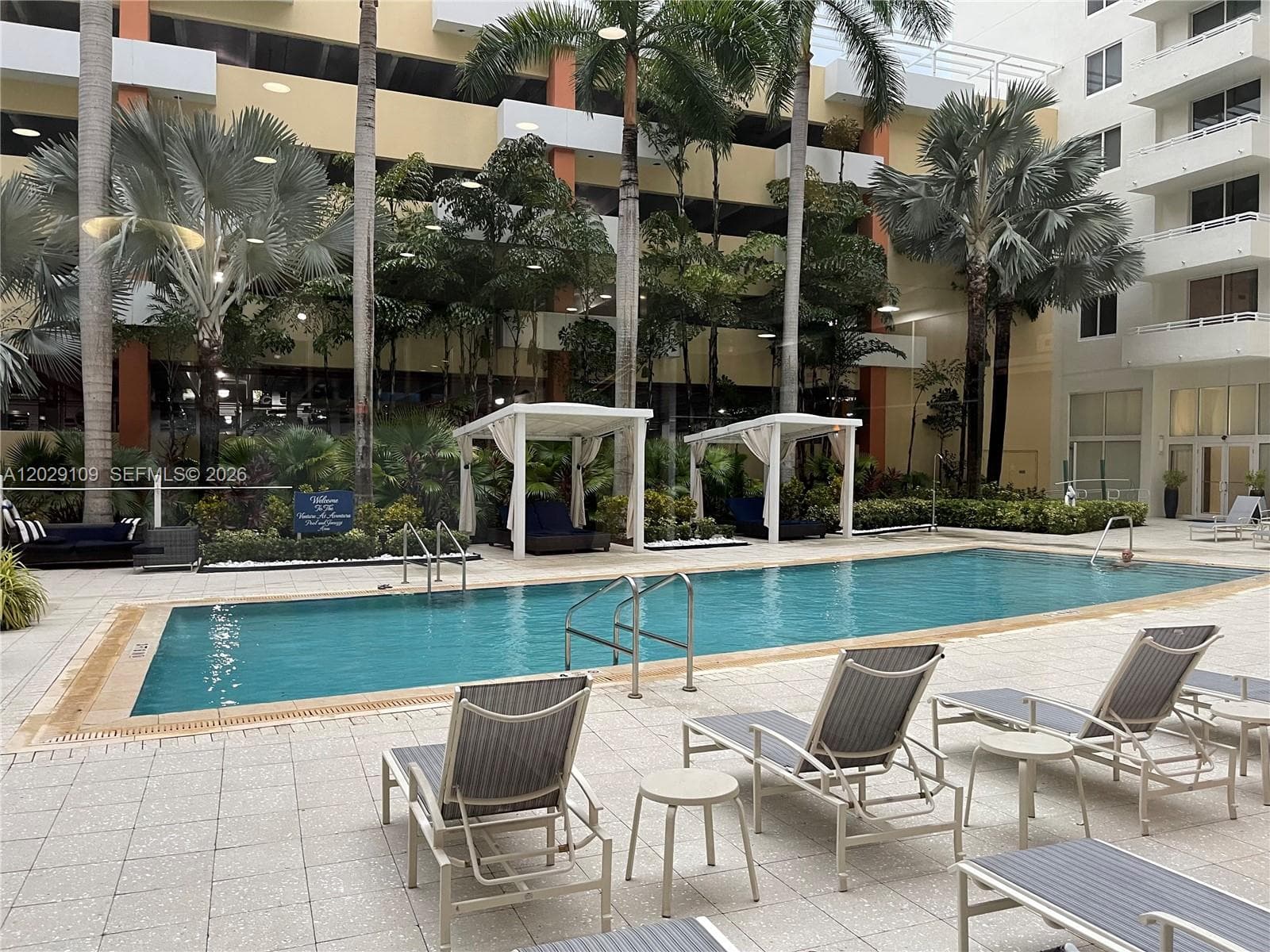 18800 NE 29th Ave # 1004, Aventura, FL 33180 photo 2