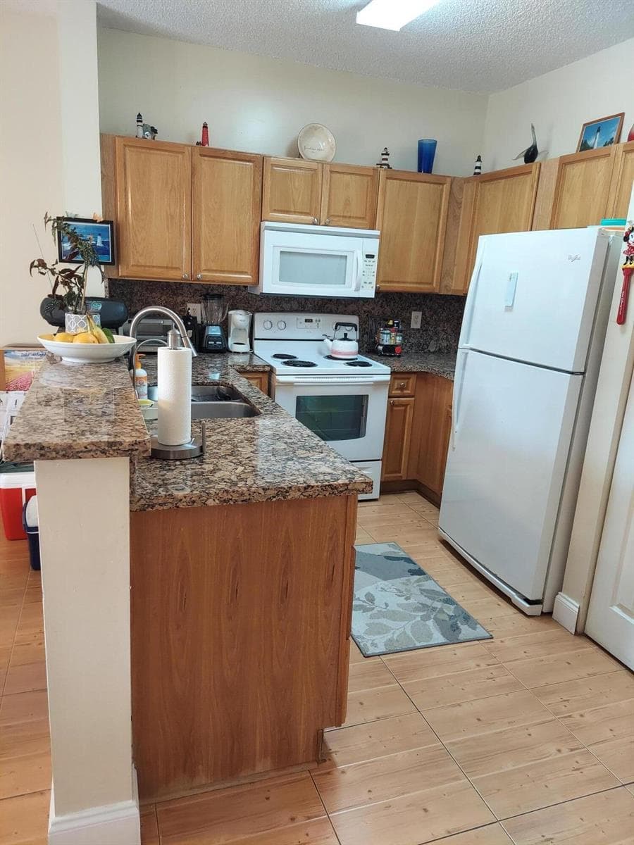 2208 SE 24th Place, Homestead, FL 33035 photo 5
