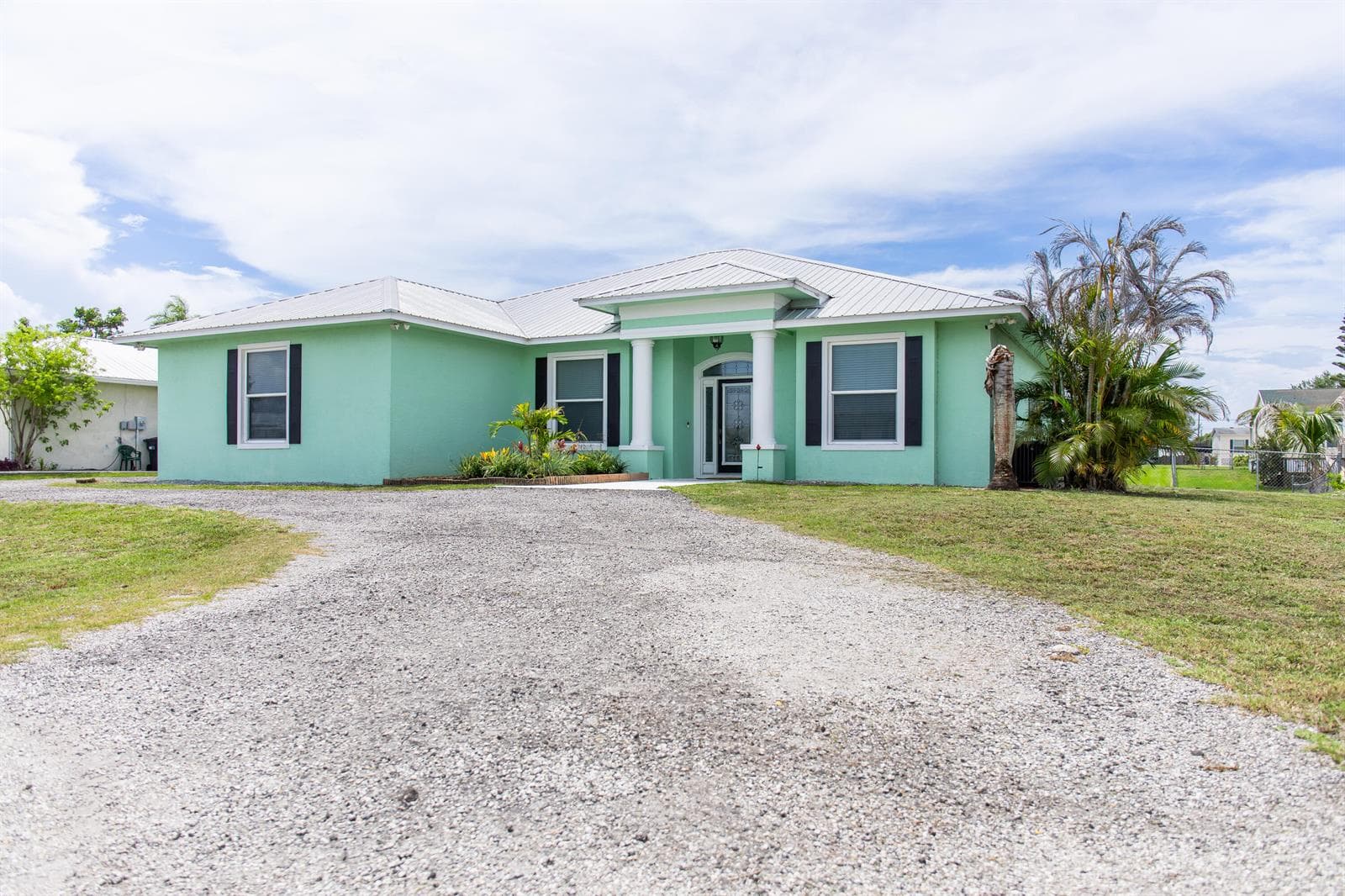 2406 SE 31st Street SE, Okeechobee, FL 34974 photo 2