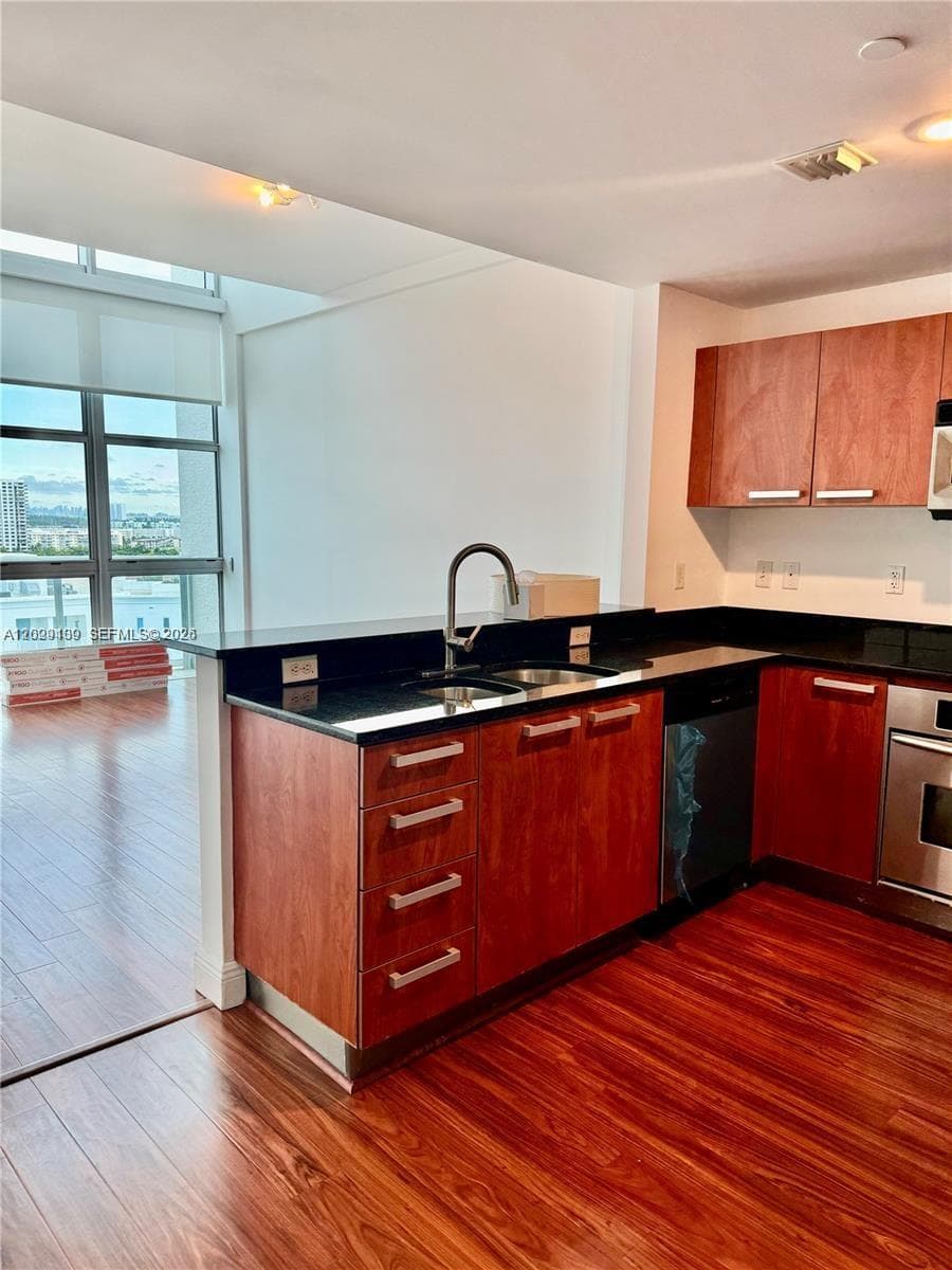 3131 NE 188th St # 2-1213, Aventura, FL 33180 photo 4