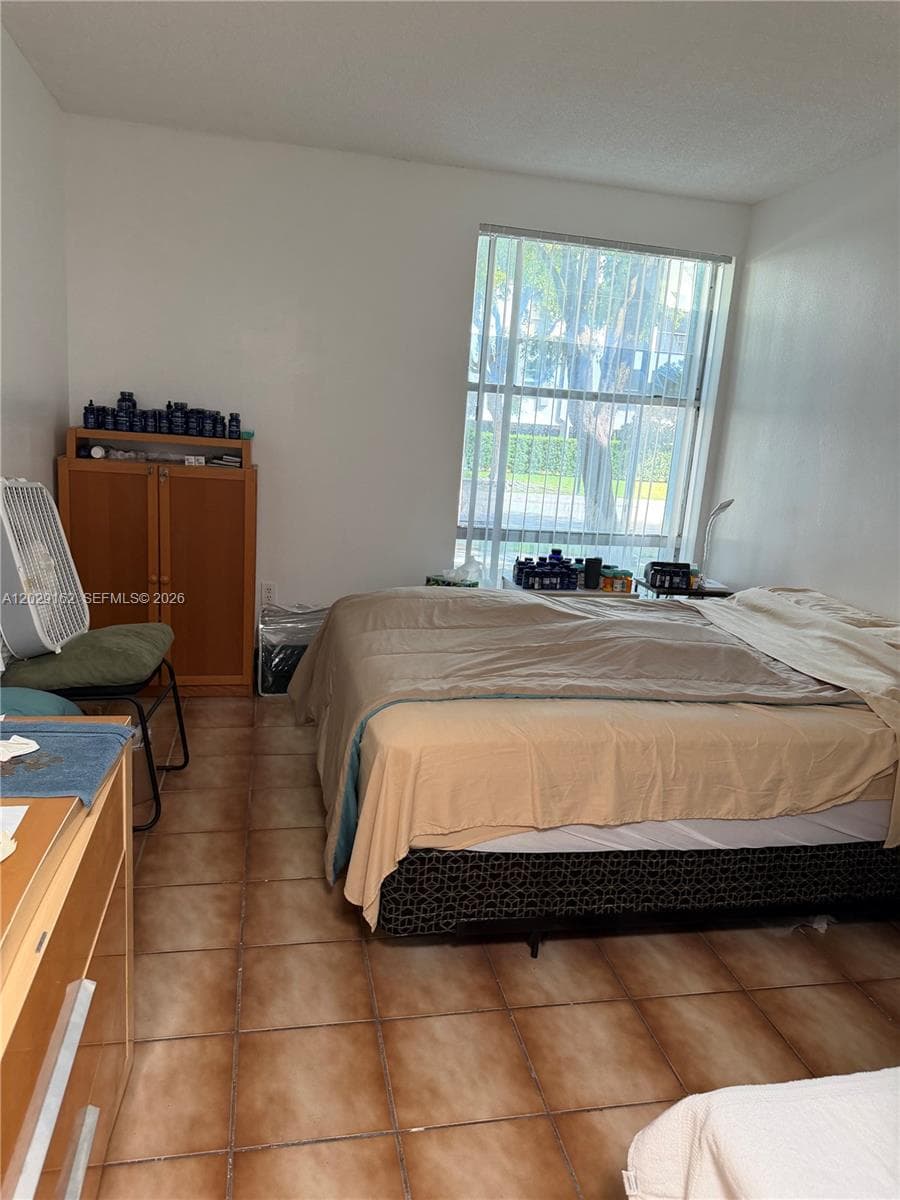 200 177th Dr # 107, Sunny Isles Beach, FL 33160 photo 5