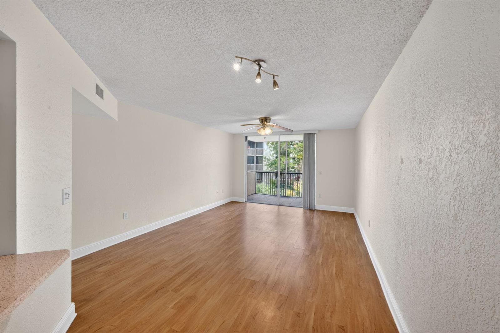 8353 Lake Drive # 204, Doral, FL 33166 photo 2
