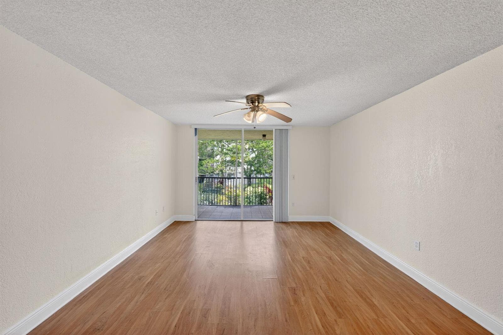 8353 Lake Drive # 204, Doral, FL 33166 photo 3