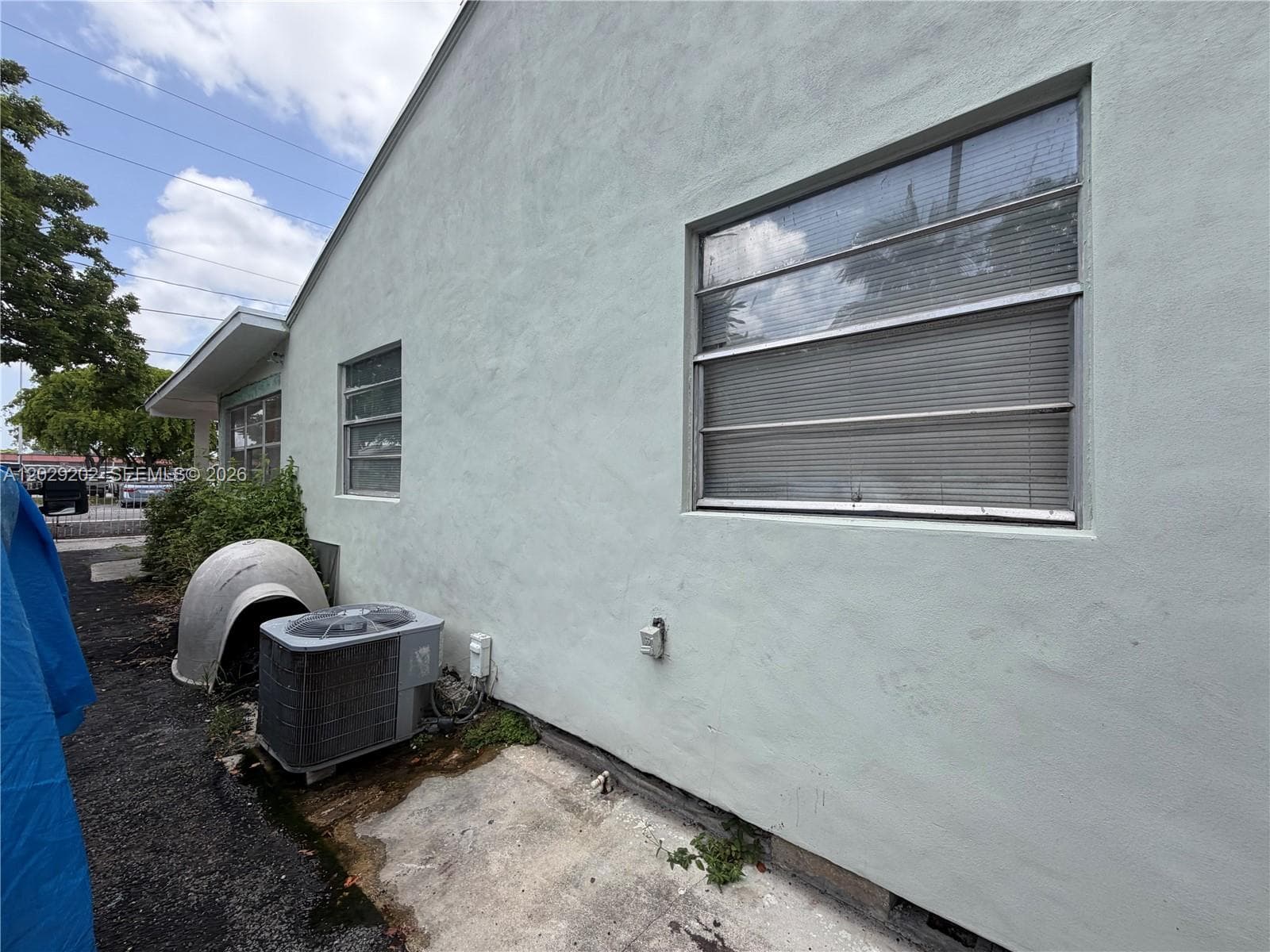 3245 NW 34th St, Miami, FL 33142 photo 5