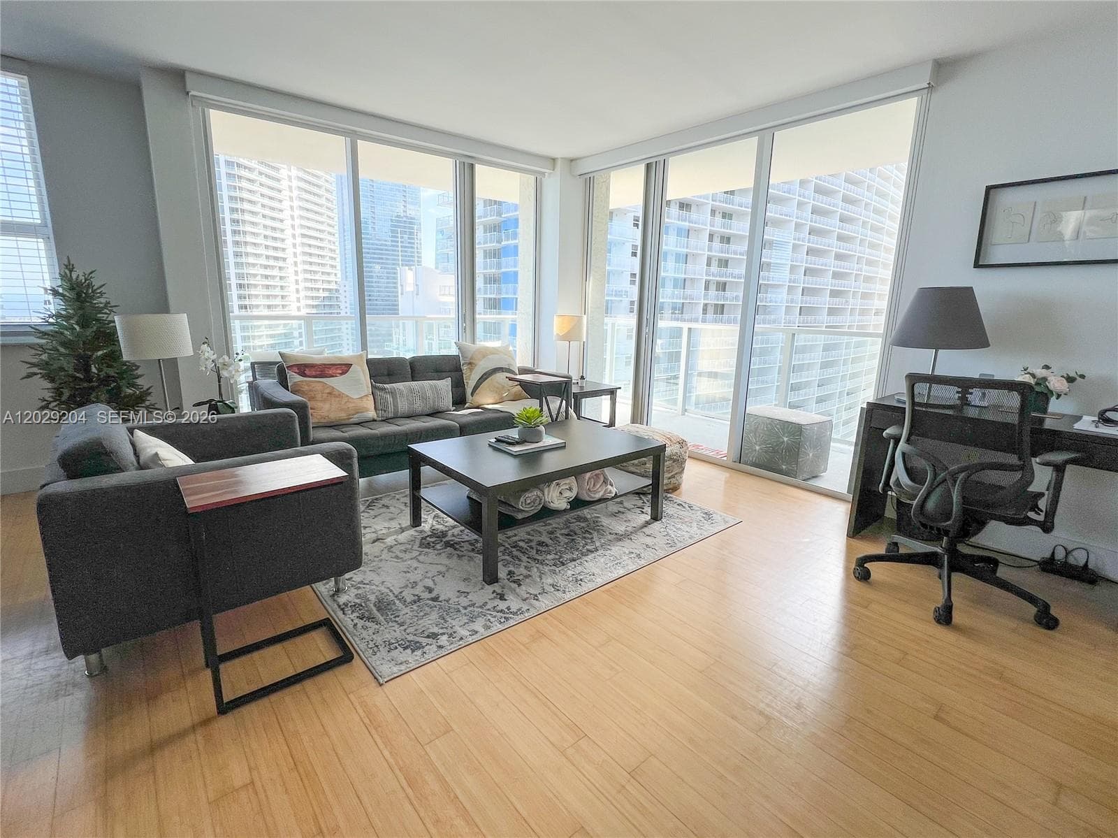 1155 Brickell Bay Dr # 2701, Miami, FL 33131 photo 4
