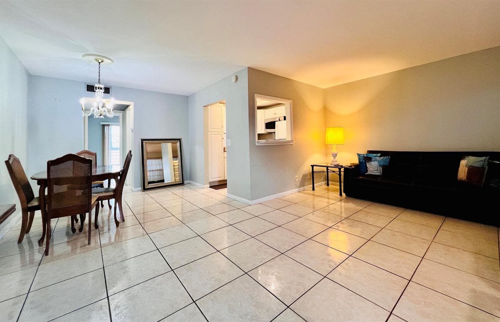 330 Southampton B, West Palm Beach, FL 33417 photo 3