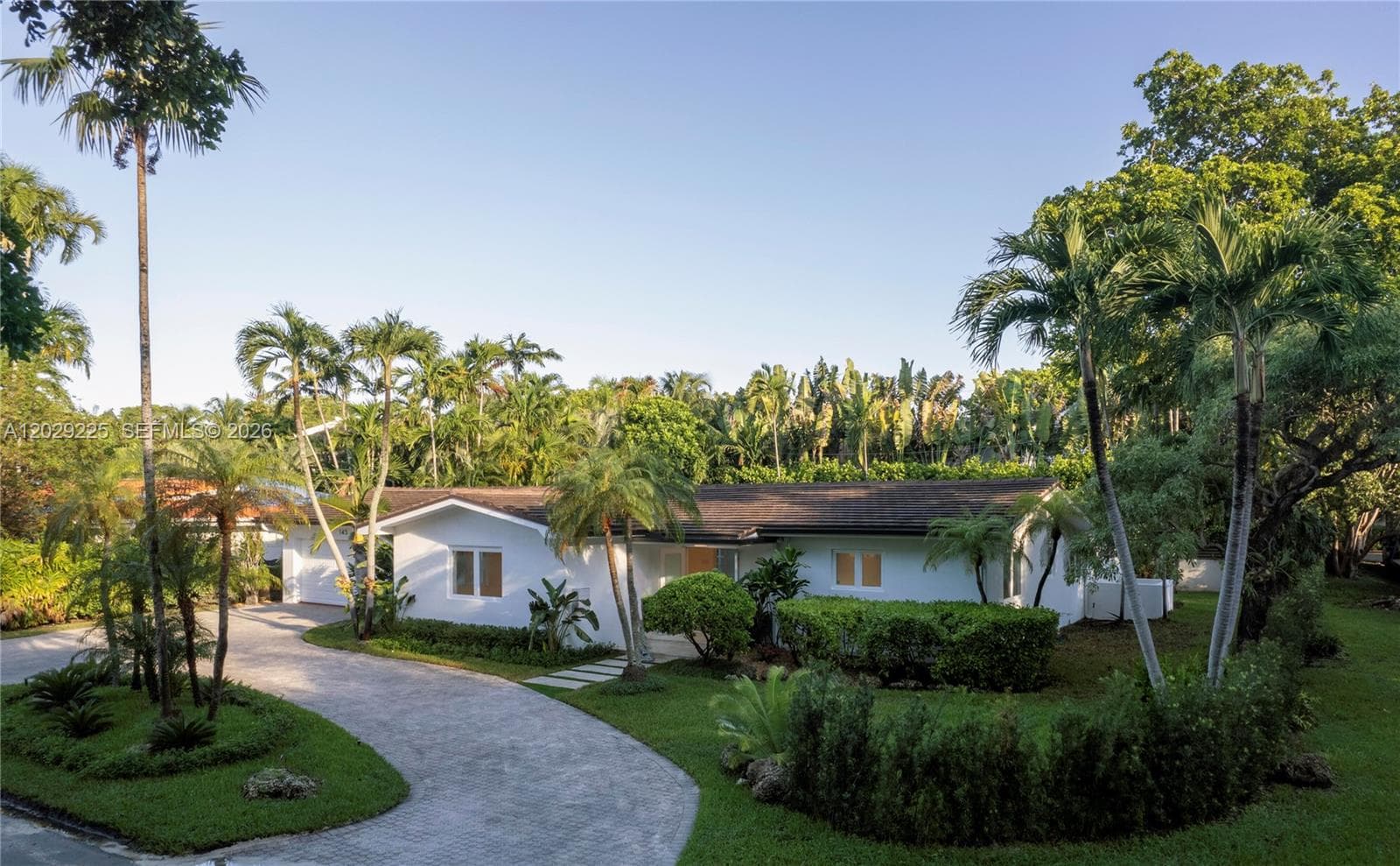 145 S Prospect Dr, Coral Gables, FL 33133 photo 2