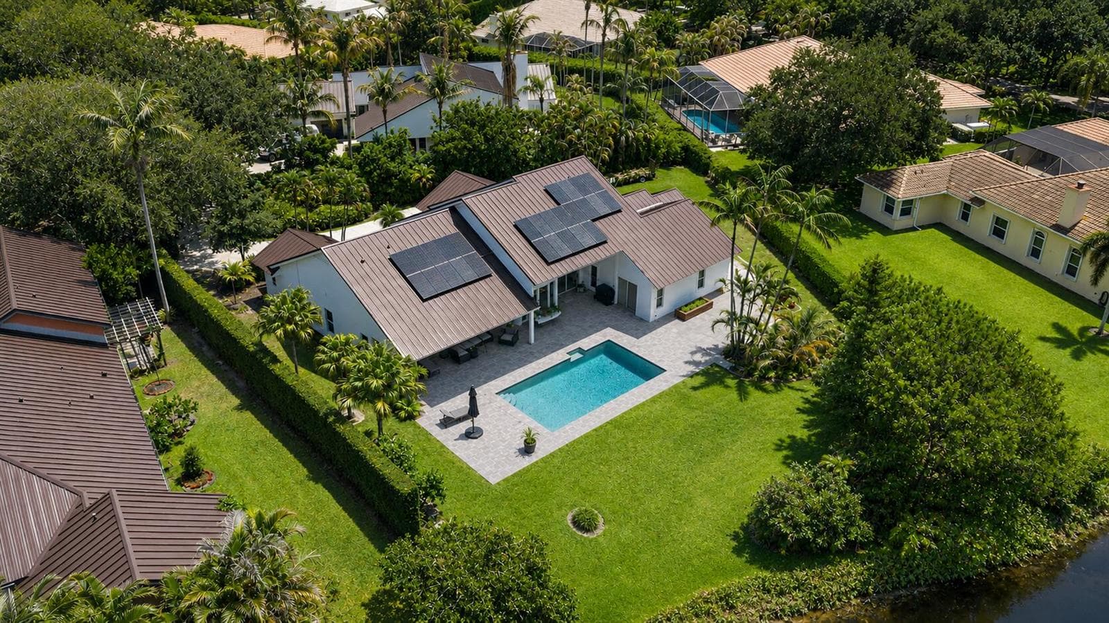 10290 SE Banyan Way, Jupiter, FL 33469 photo 2