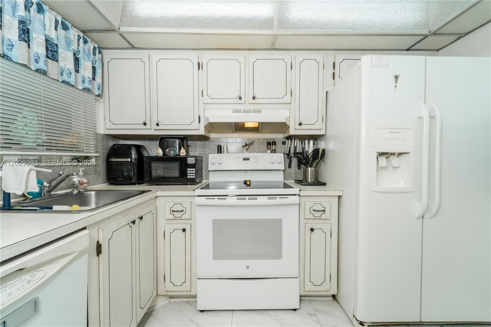2811 N Pine Island Rd # 102, Sunrise, FL 33322 photo 4