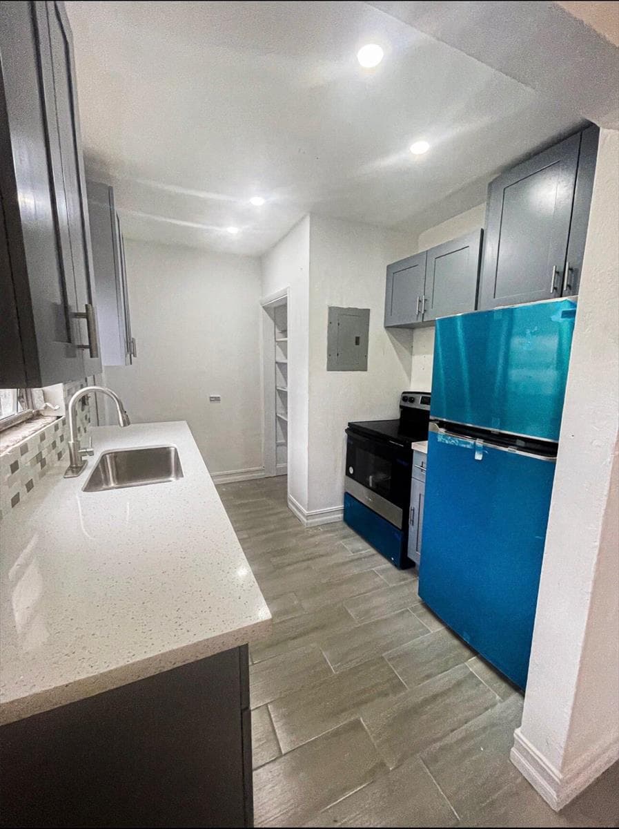841 NW 116th Terrace, Miami, FL 33168 photo 5