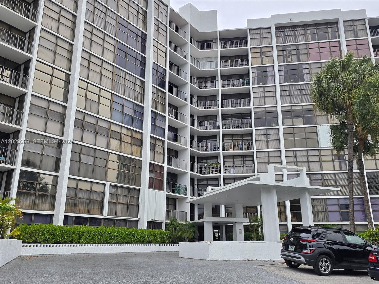 400 Leslie Dr # 416, Hallandale Beach, FL 33009 photo 3