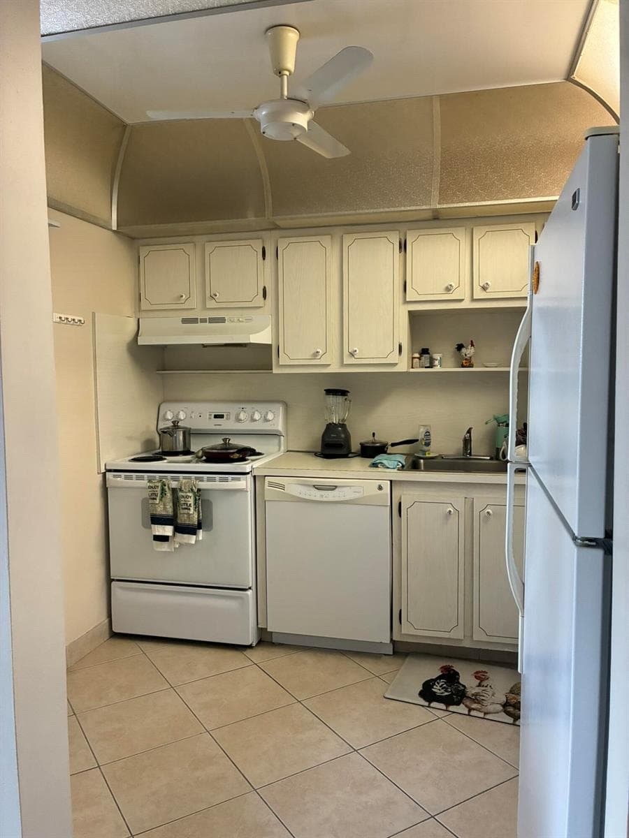 7360 NW 1st Street NW # 208, Margate, FL 33063 photo 5