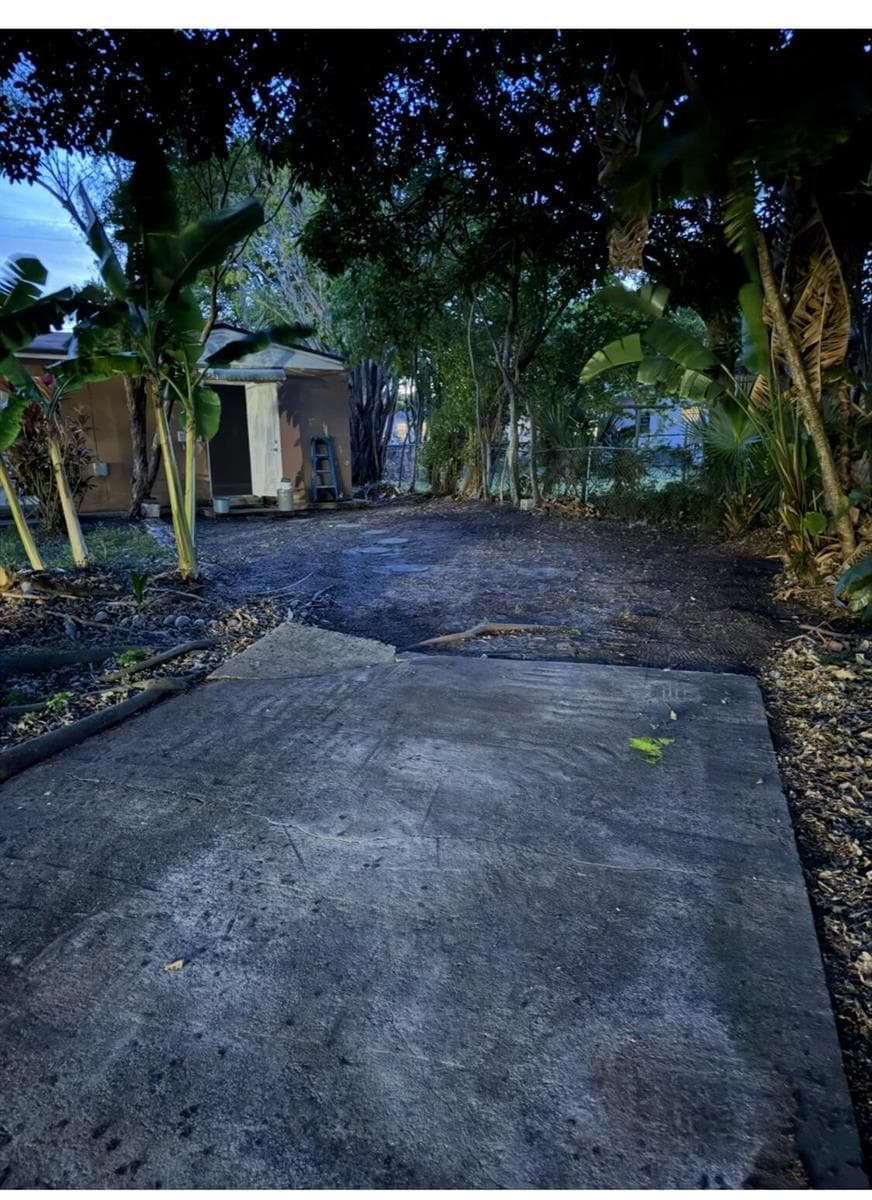 2025 Delphia Street, West Palm Beach, FL 33401 photo 4