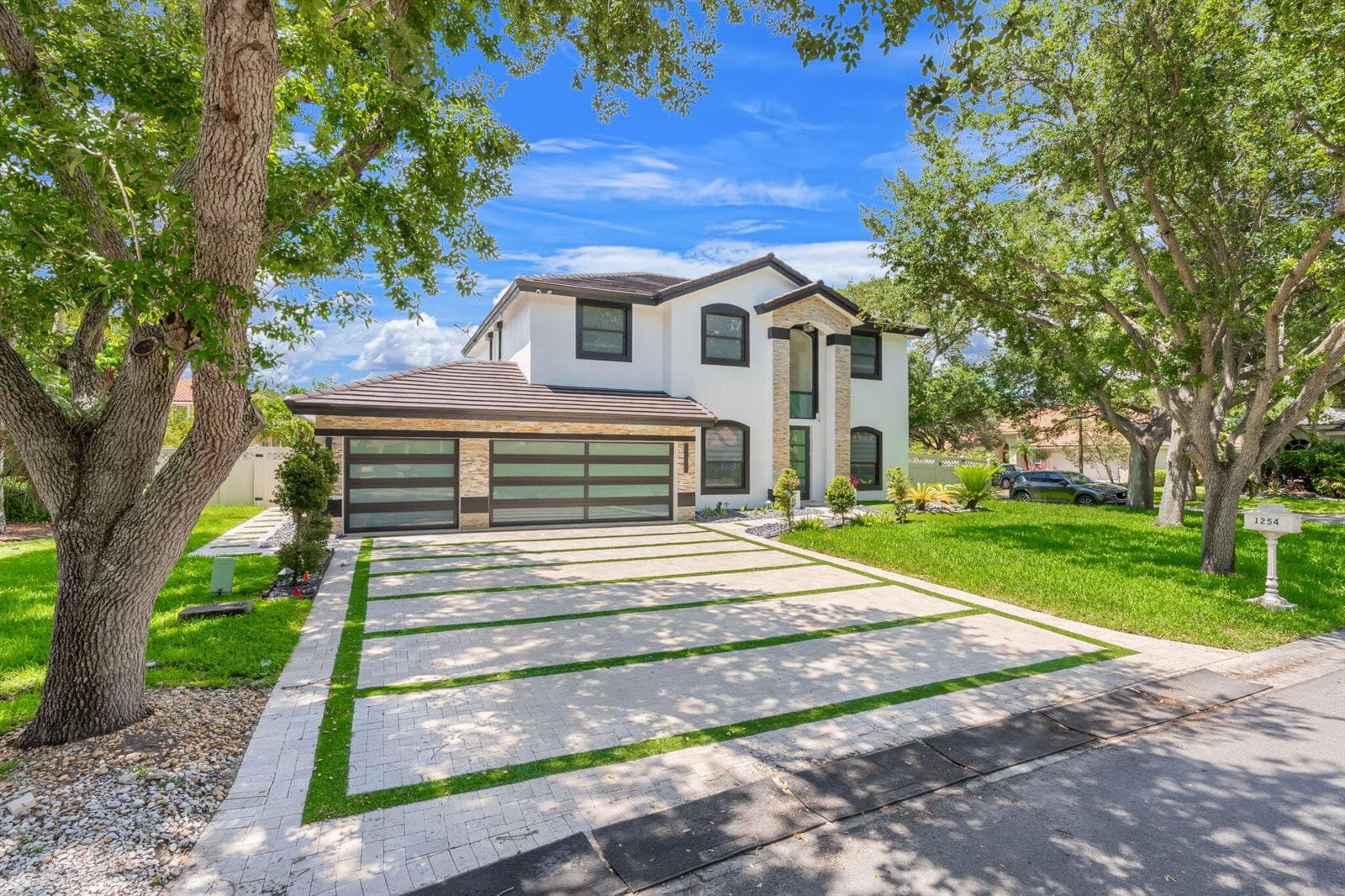 1254 NW 102nd Way, Coral Springs, FL 33071 photo 2