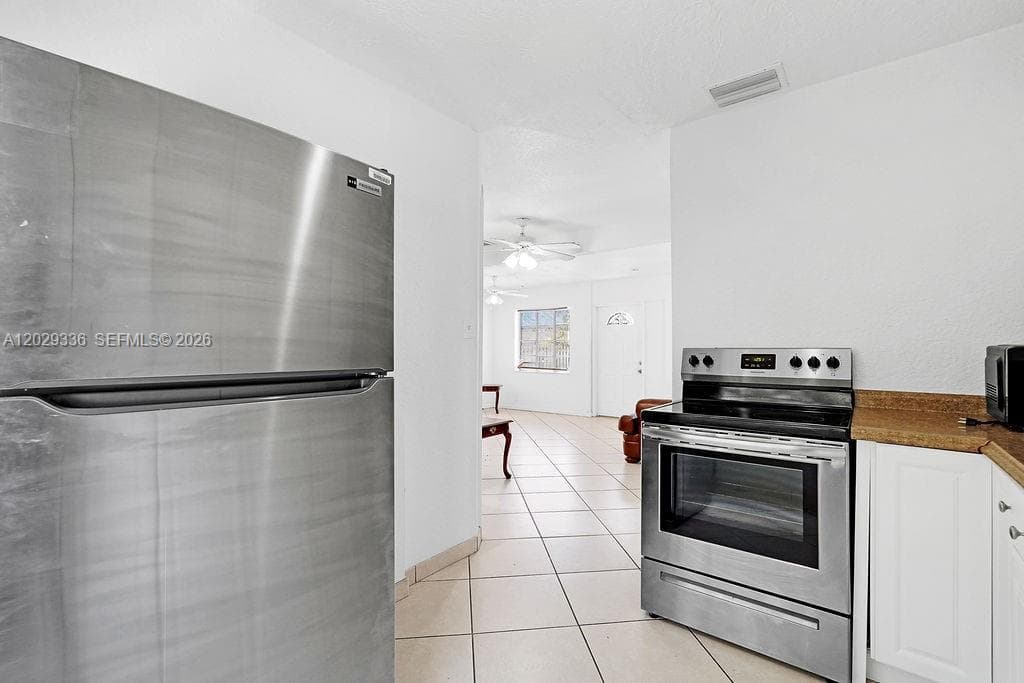 2415 Pierce St # -, Hollywood, FL 33020 photo 5
