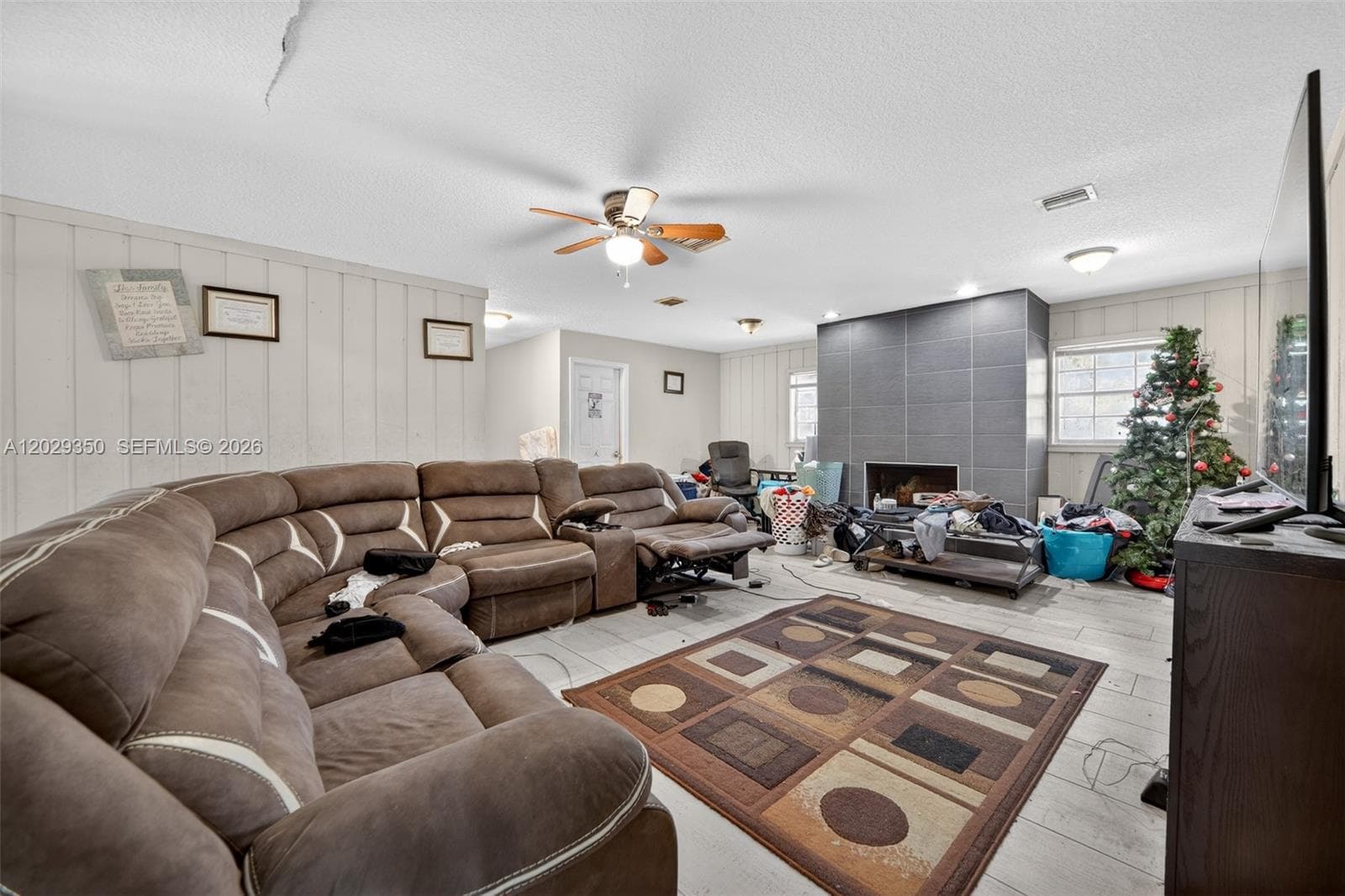 570 N HART BLVD, Orlando, FL 32818 photo 4