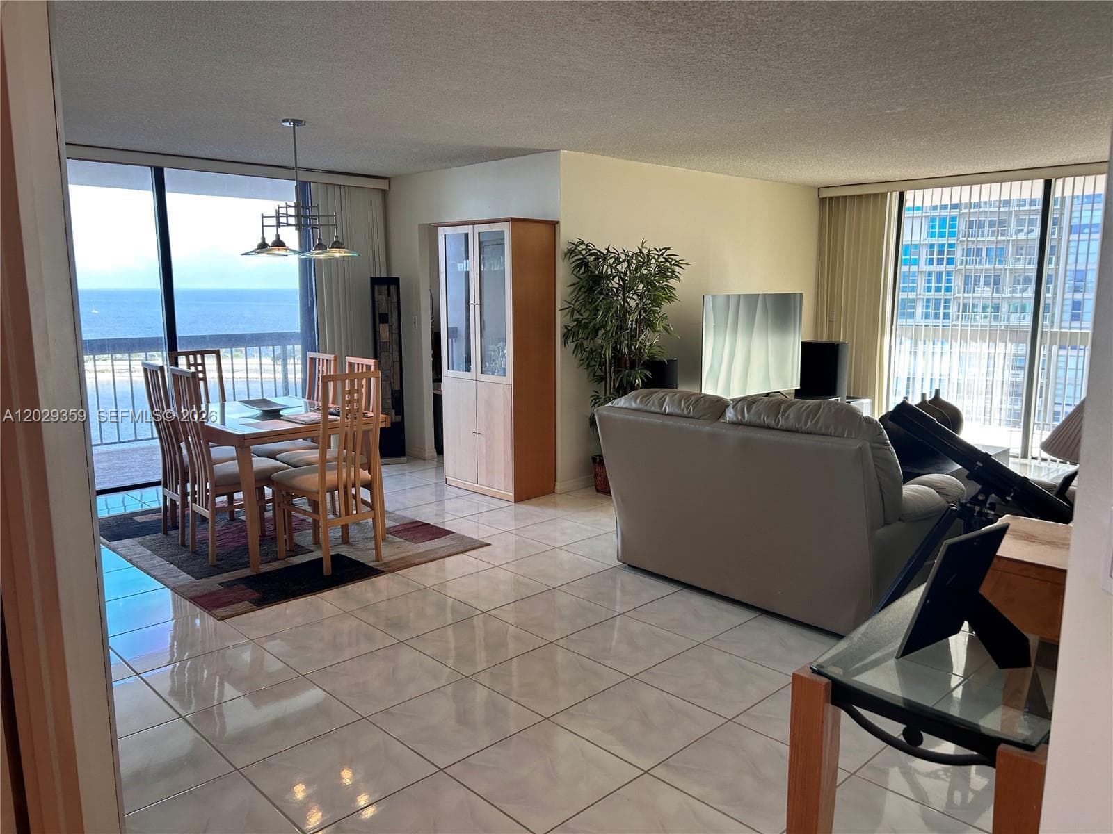 2333 Brickell Ave # 1402, Miami, FL 33129 photo 2