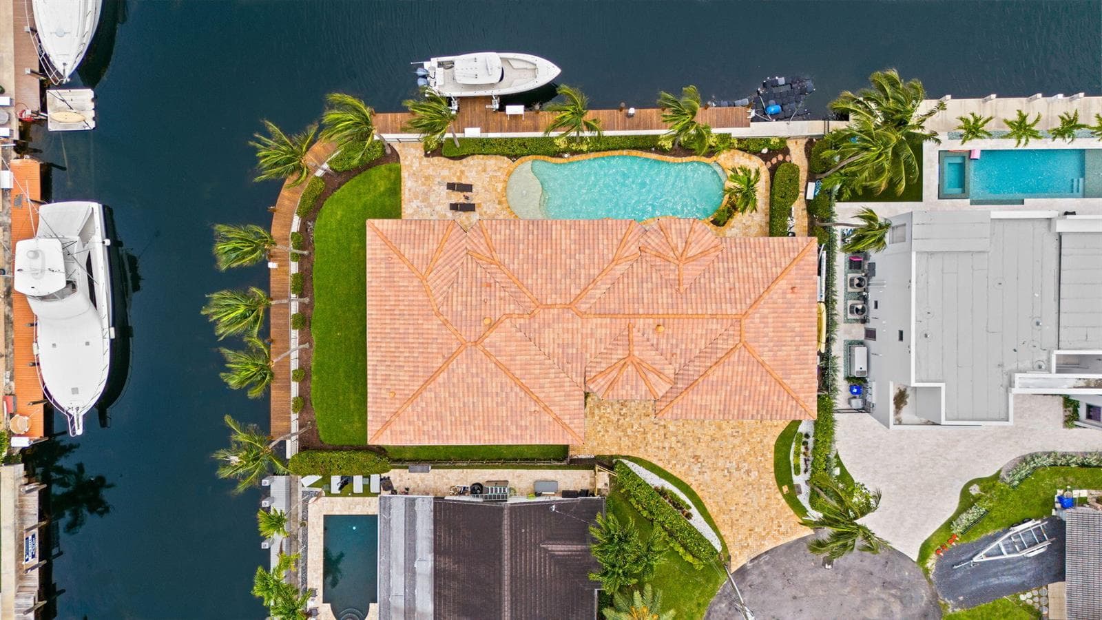 1261 NE 27th Way, Pompano Beach, FL 33062 photo 2