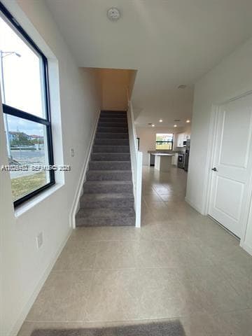593 NE 208th Ter, Miami, FL 33179 photo 4