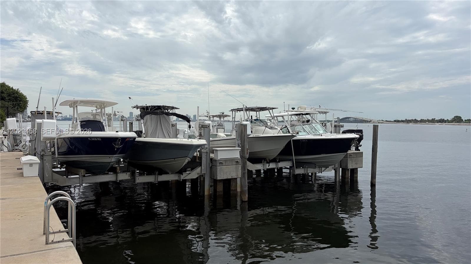 150 SE 25th Rd, Miami, FL 33131 photo 2