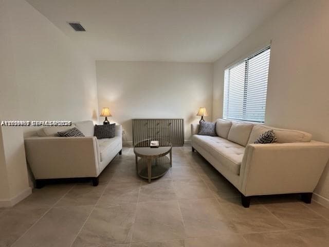 327 NE 208th Ter, Miami, FL 33179 photo 2