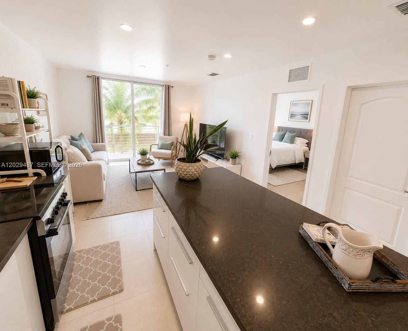 945 Michigan Ave # 5, Miami Beach, FL 33139 photo 4