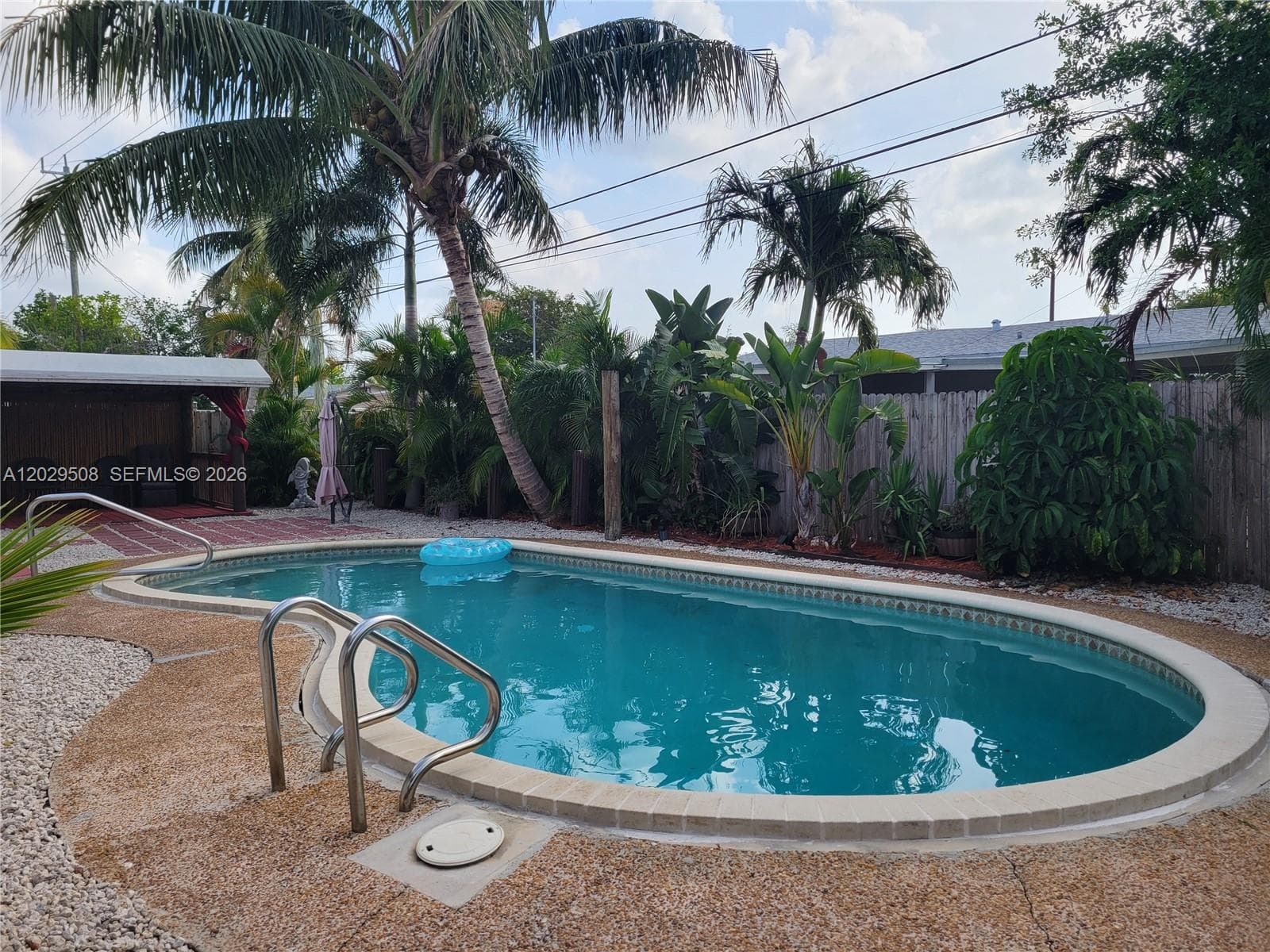 2560 NE 8th Ter, Pompano Beach, FL 33064 photo 3