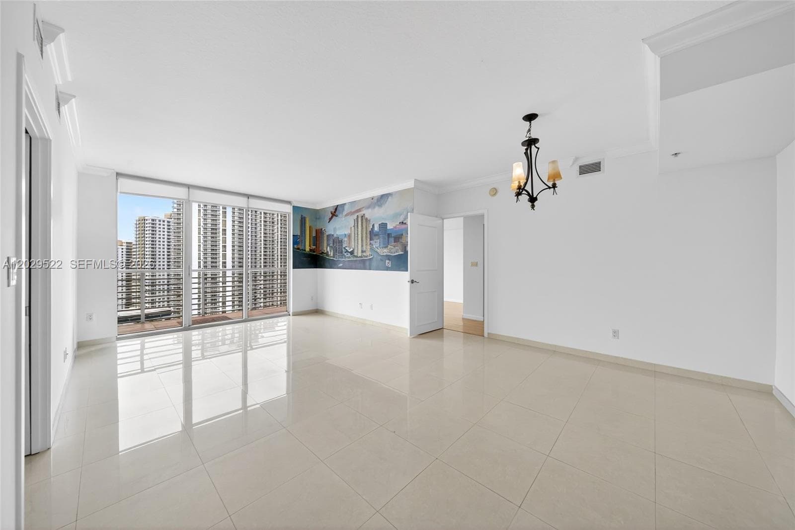 325 S Biscayne Blvd # 2219, Miami, FL 33131 photo 4
