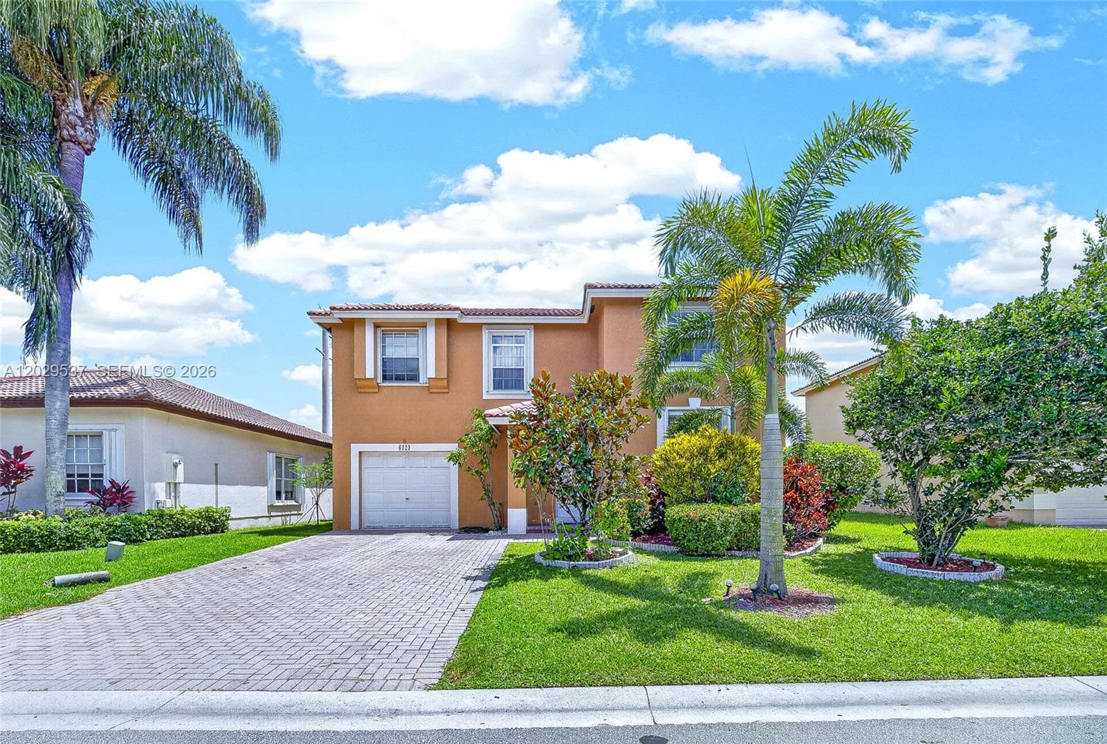 6124 NW 40th St, Coral Springs, FL 33067 photo 2