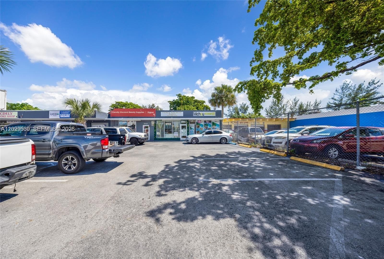 1026 NW 9th Ave, Fort Lauderdale, FL 33311 photo 4