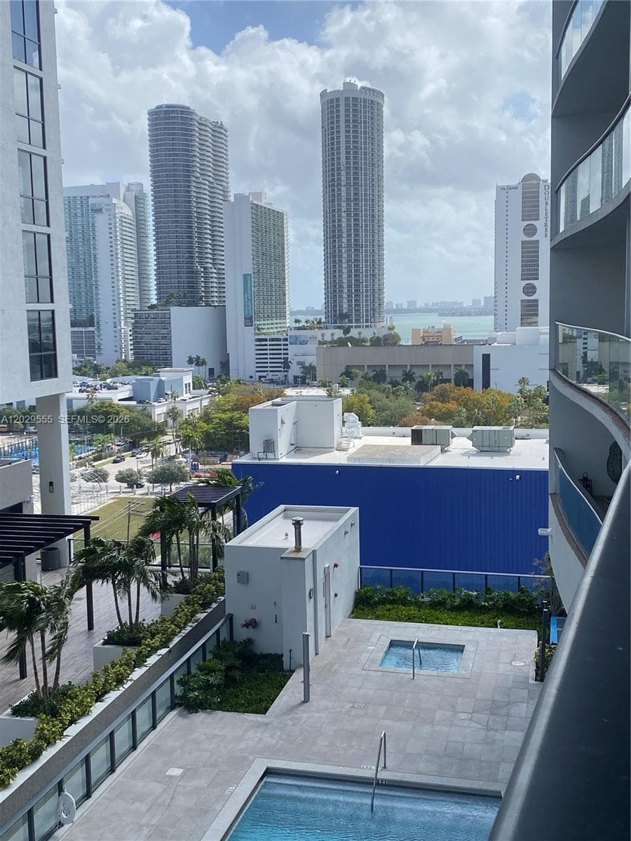 1600 NE 1st Ave # 1117, Miami, FL 33132 photo 2