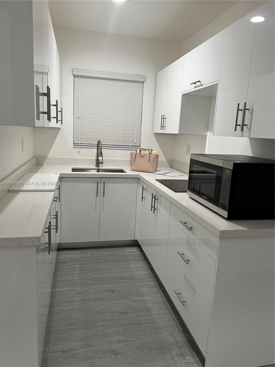 502 & 510 SW 27th Ave, Miami, FL 33135 photo 2